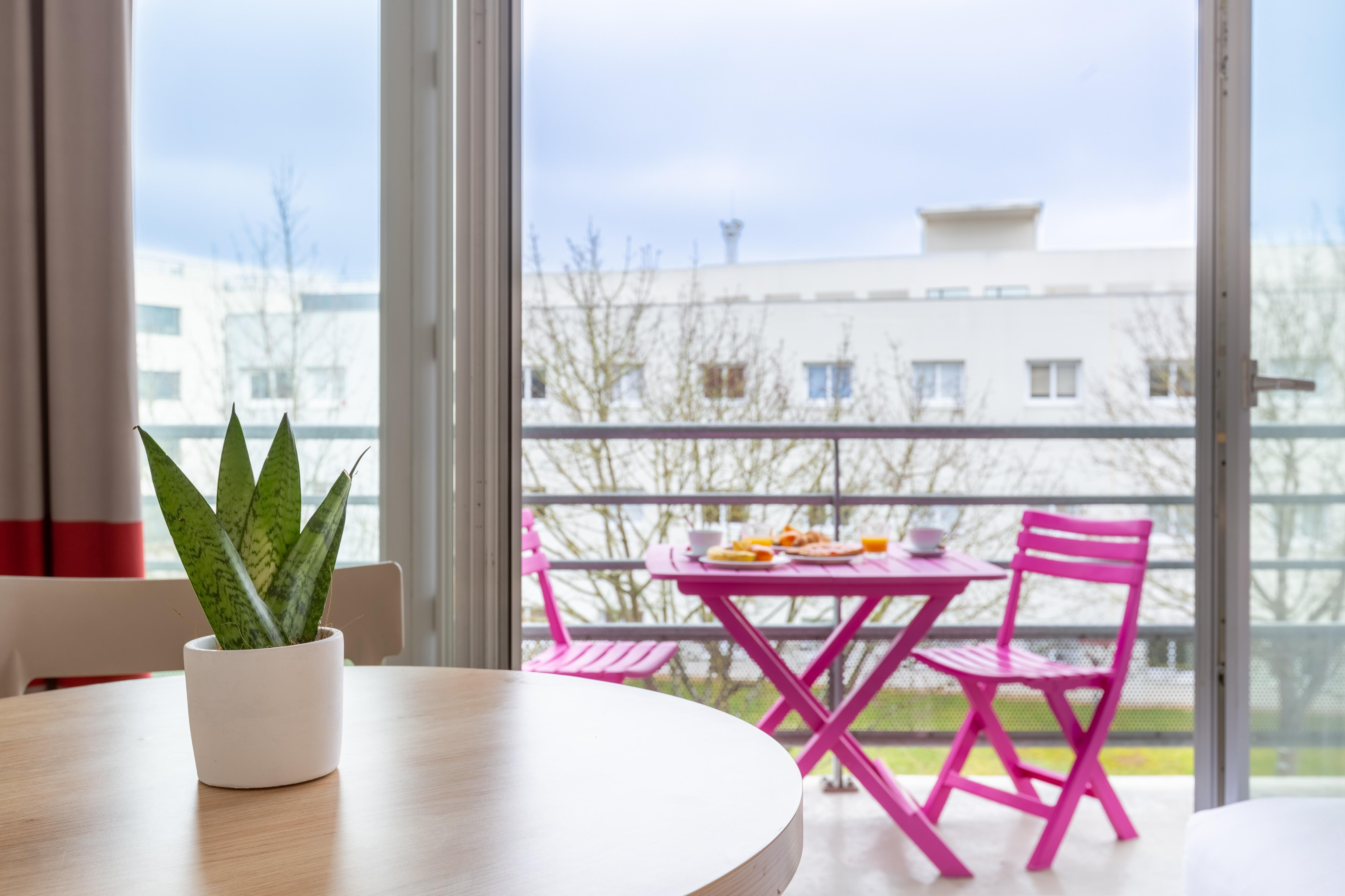Comfort Aparthotel Le Mans Exterior photo